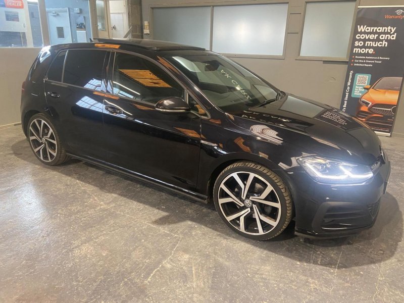 View VOLKSWAGEN GOLF 2.0 TDI GTD DSG Euro 6 (s/s) 5dr