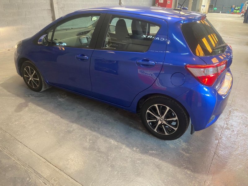 View TOYOTA YARIS 1.5 VVT-i Icon Tech Euro 6 5dr