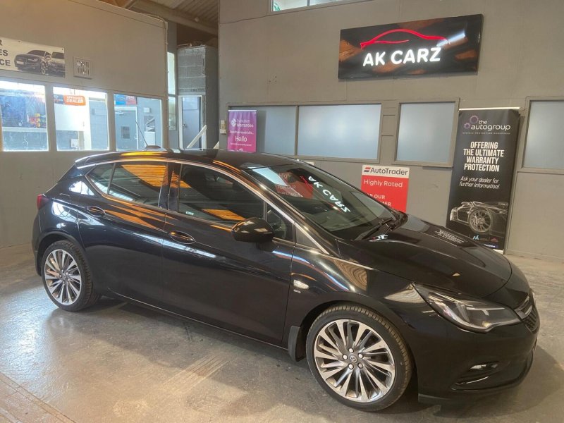 View VAUXHALL ASTRA 1.4i Turbo SRi Euro 6 5dr