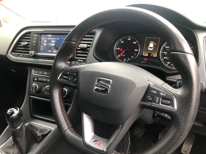 SEAT LEON