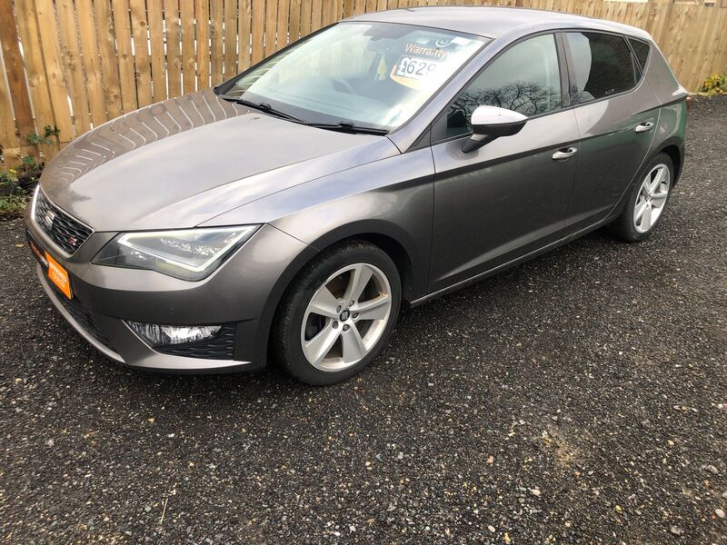 SEAT LEON