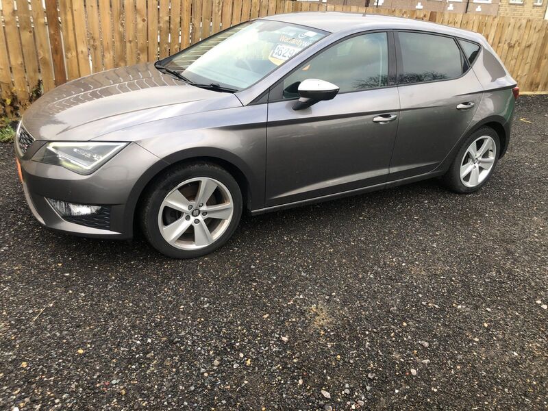 SEAT LEON